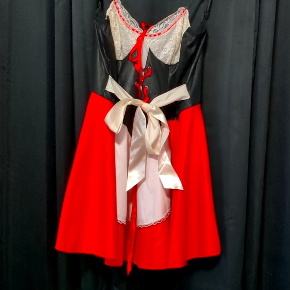 Costume